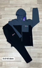 Load image into Gallery viewer, Tracksuit