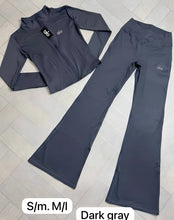 Load image into Gallery viewer, Tracksuit women