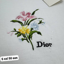 Load image into Gallery viewer, Tshirt