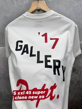Load image into Gallery viewer, T-shirt