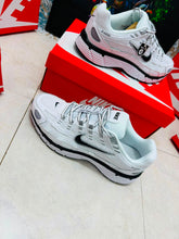 Load image into Gallery viewer, Shoes men