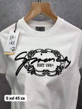 Load image into Gallery viewer, Tshirt