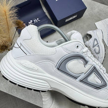 Load image into Gallery viewer, Shoes