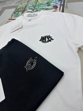 Load image into Gallery viewer, Tshirt