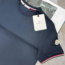 Load image into Gallery viewer, T-shirt