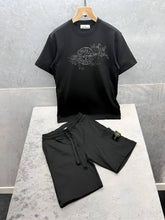 Load image into Gallery viewer, T-shirt