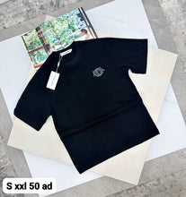 Load image into Gallery viewer, Tshirt