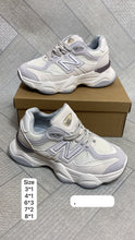 Load image into Gallery viewer, Shoes