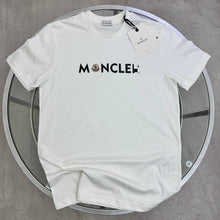 Load image into Gallery viewer, Tshirt