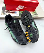 Load image into Gallery viewer, Shoes