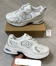 Load image into Gallery viewer, Shoes