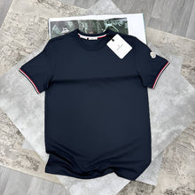 Load image into Gallery viewer, T-shirt