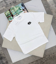 Load image into Gallery viewer, Tshirt