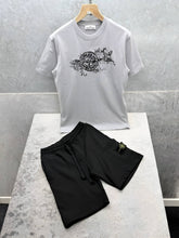 Load image into Gallery viewer, T-shirt