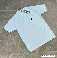 Load image into Gallery viewer, Tshirt