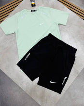 Load image into Gallery viewer, Tshirt