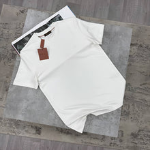 Load image into Gallery viewer, T-shirt