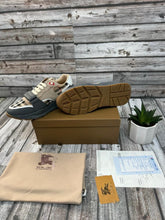 Load image into Gallery viewer, Shoes