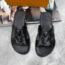 Load image into Gallery viewer, Slipper