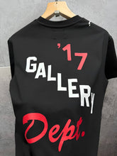 Load image into Gallery viewer, T-shirt