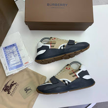 Load image into Gallery viewer, Shoes men