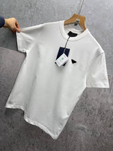 Load image into Gallery viewer, T-shirt