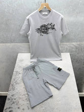 Load image into Gallery viewer, T-shirt