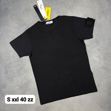 Load image into Gallery viewer, Tshirt