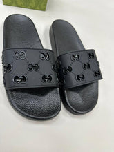 Load image into Gallery viewer, Slipper