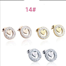 Load image into Gallery viewer, Earrings