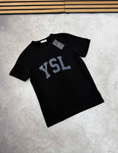 Load image into Gallery viewer, Tshirt