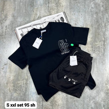 Load image into Gallery viewer, T-shirt