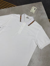 Load image into Gallery viewer, Tshirt