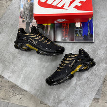 Load image into Gallery viewer, Shoes
