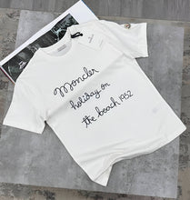 Load image into Gallery viewer, T-shirt