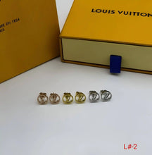 Load image into Gallery viewer, Earrings