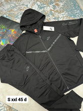 Load image into Gallery viewer, Tracksuit men