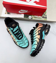 Load image into Gallery viewer, Shoes