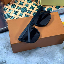 Load image into Gallery viewer, Sunglass