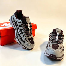 Load image into Gallery viewer, Shoes