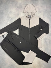 Load image into Gallery viewer, Tracksuit men