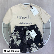 Load image into Gallery viewer, T-shirt