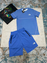 Load image into Gallery viewer, Tshirt