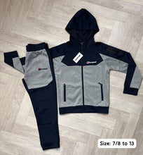 Load image into Gallery viewer, Tracksuit boy