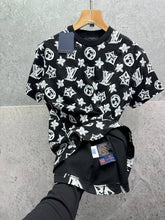Load image into Gallery viewer, T-shirt