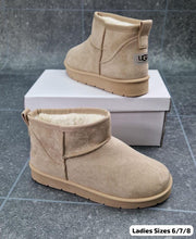 Load image into Gallery viewer, Shoes