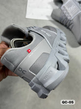 Load image into Gallery viewer, Shoes