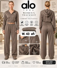 Load image into Gallery viewer, Tracksuit