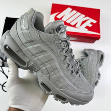 Load image into Gallery viewer, Shoes men