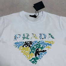 Load image into Gallery viewer, T-shirt